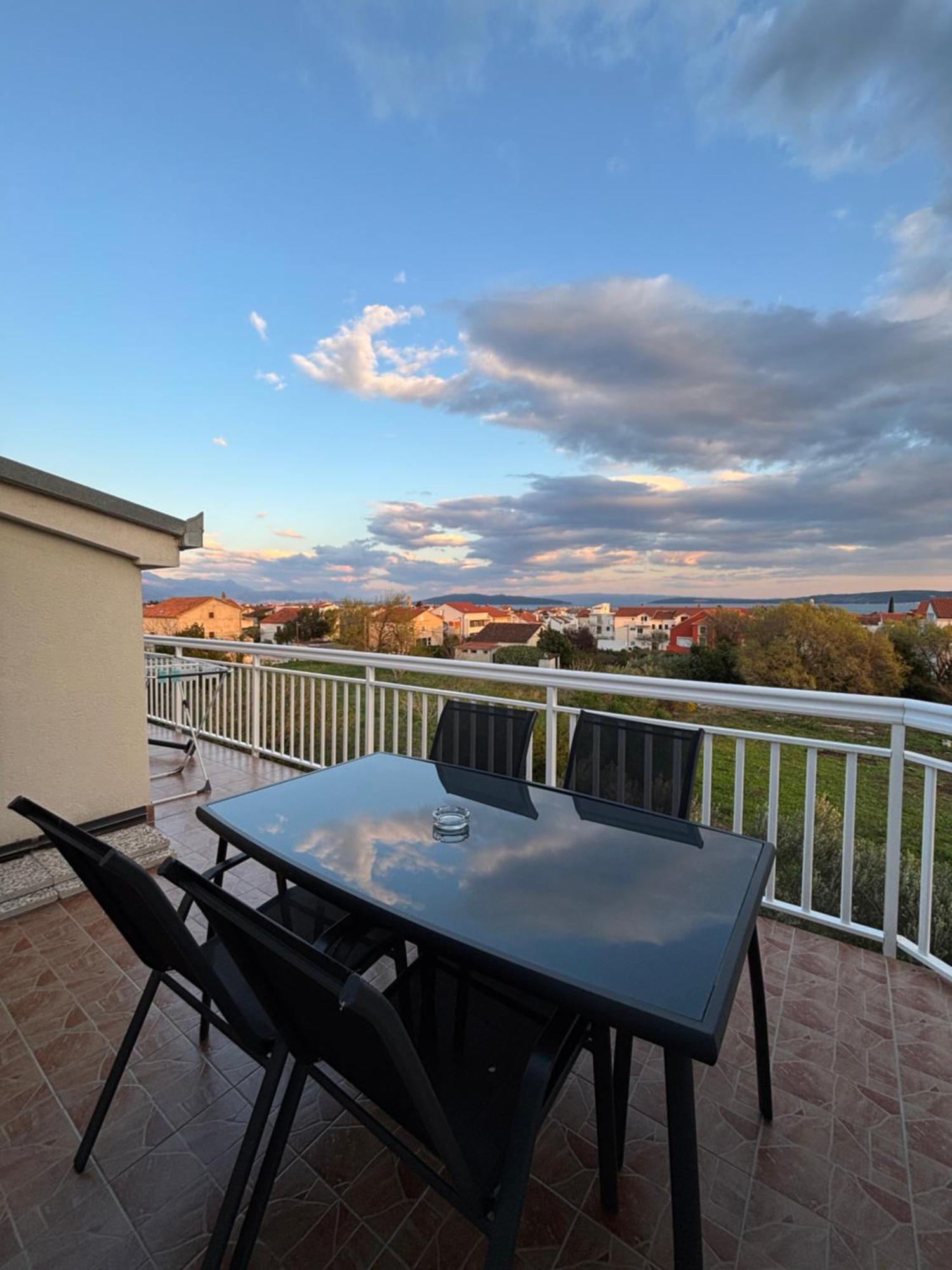 Apartman Sunny Vacay Kaštela Eksteriør billede